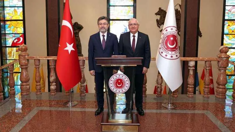 Bakan Güler, Bakan Yumaklı ile bir araya geldi