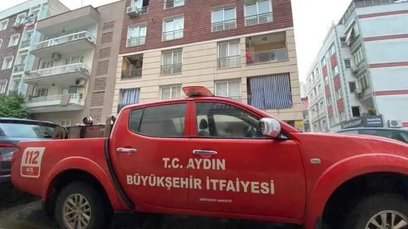Aydın'da kısa devre yapan buzdolabı yangına neden oldu