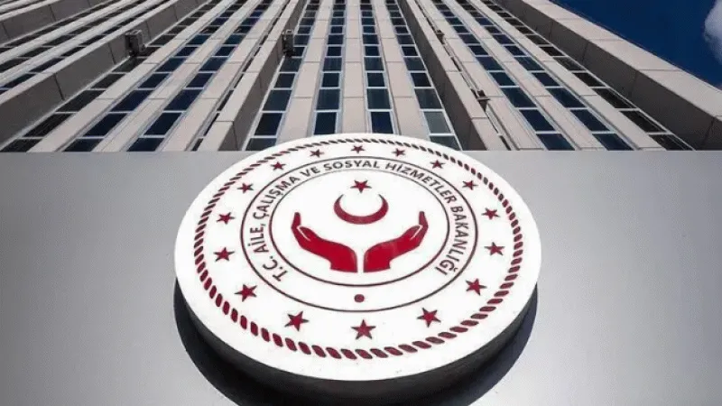 Sosyal medyada gündem olan afiş hakkında Bakanlık'tan açıklama