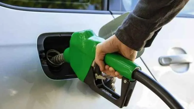 Benzine yeni bir zam