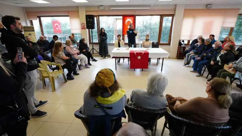 Beylikdüzü'nde mahalle komşularıyla dayanışma