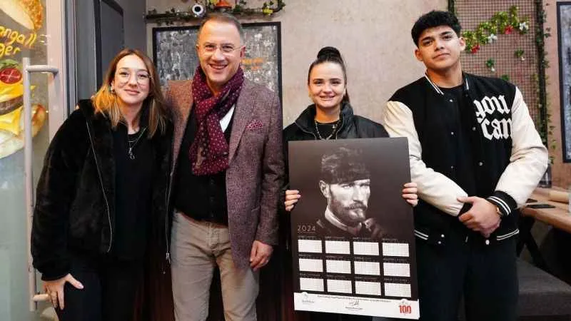 Beylikdüzü yeni yıla huzur, mutluluk ve sevgi temennisiyle girdi