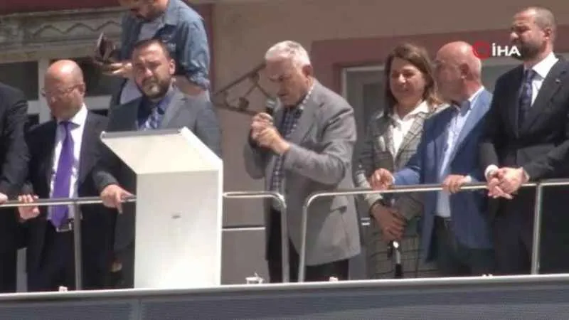 Binali Yıldırım: Terörü sınırlarımızın dışına hapsettik