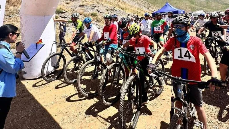Dağ bisikleti yarışlarında şampiyon Ümraniye
