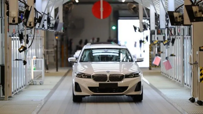 BMW, elektrikli araç sürümünü Çin’in talebi nedeniyle iki katına çıkardı