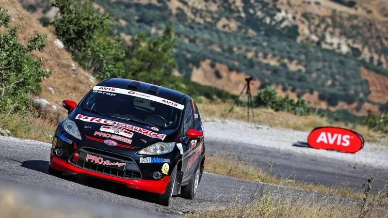 Buharkent Tırmanma'da büyük çekişme