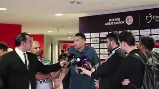 Burak Yılmaz: "Devam edeceksem başkandan birkaç isteğim olacak"