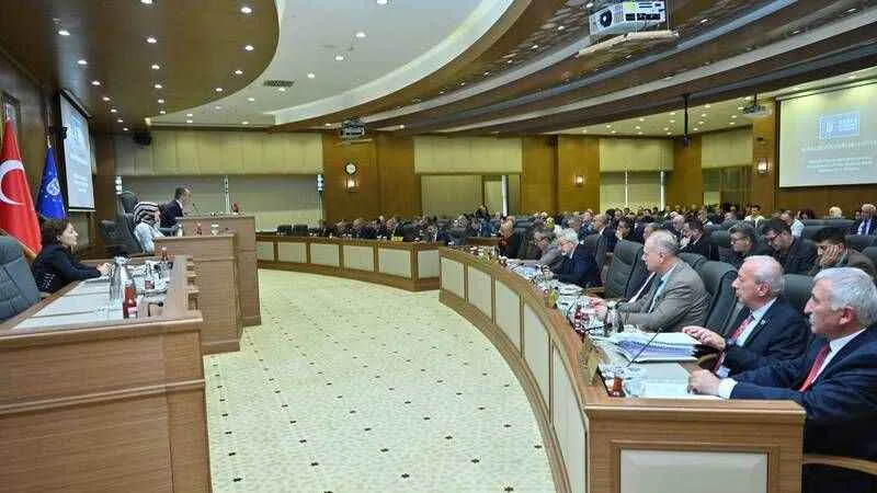 Bursa'da şehitler için 5 bin kişiye lokma dağıtıldı