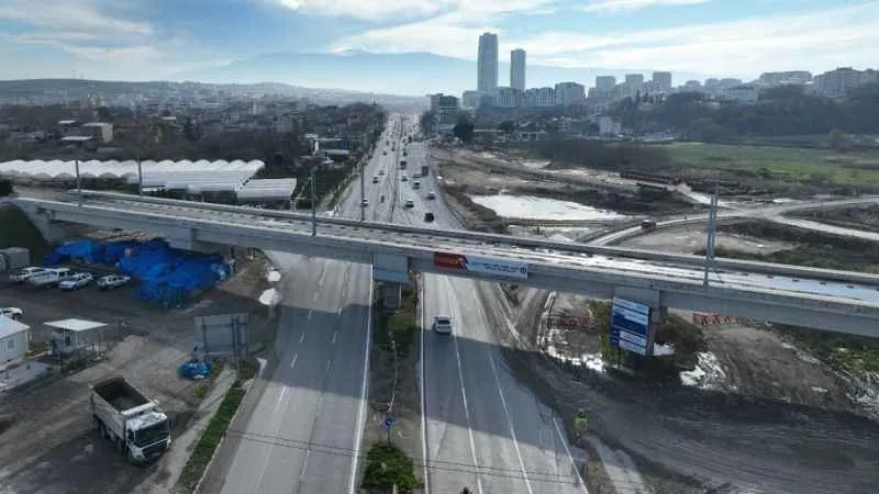 Mudanya yolunda trafik aktarması sona erdi, ulaşım rahatladı