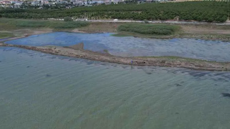 Büyükçekmece Gölü kuruyor