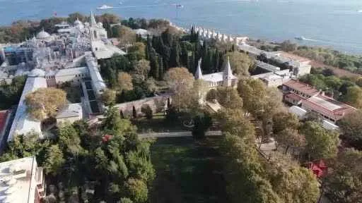 Tarihi mekanlar ziyaretçi akınına uğruyor