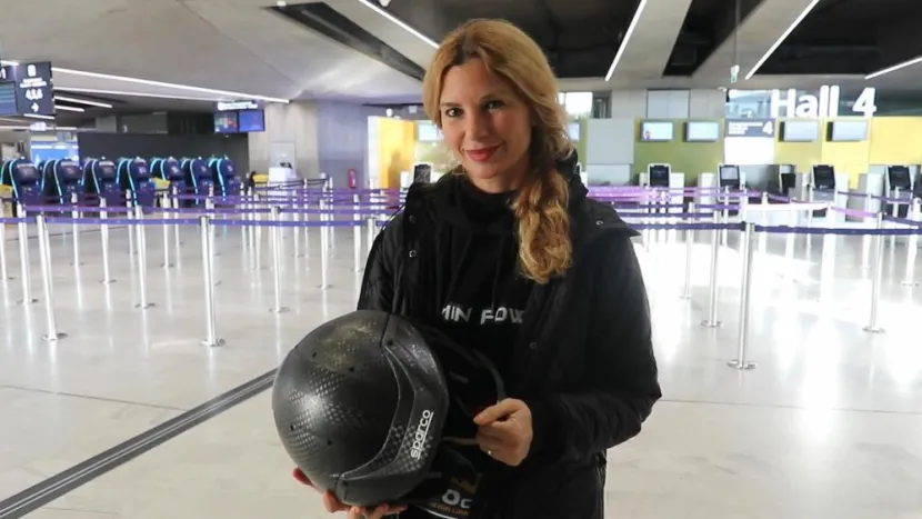 Cidde'deki yarışta erkek pilotların arasında Burcu Çetinkaya da yarışacak