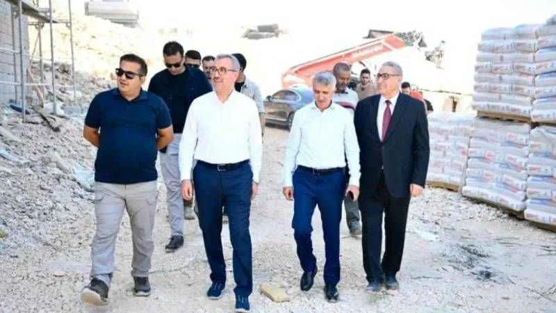 Başkan Güngör; “Pazarcık’ta kalıcı konutlar hızla yükseliyor”