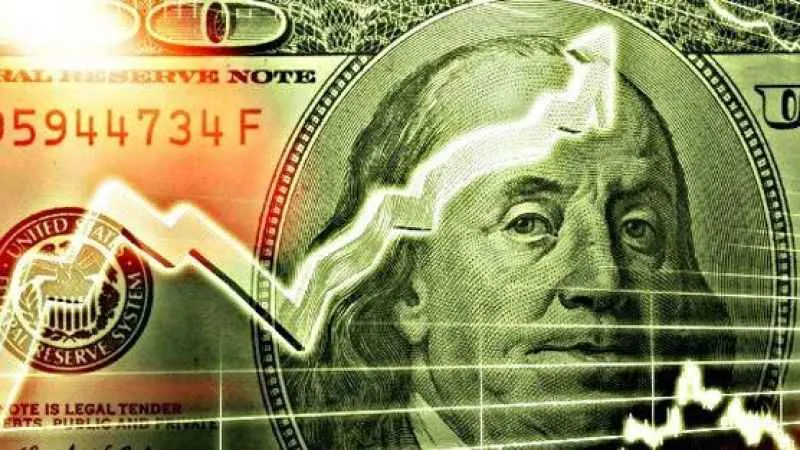 Yıl sonu dolar ve enflasyon tahmini yükseldi