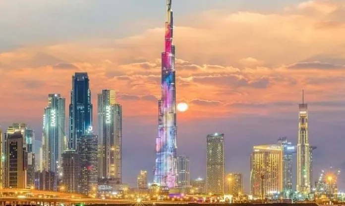 Zengin Arap turist beklerken zengin Türkler Dubai'ye gitti