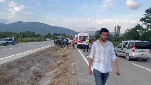 Sinop’ta traktör ile kamyonet çarpıştı: 1 ölü, 2 yaralı