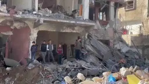 Gazze'nin kuzeyinde 4, güneyinde 9 hastane faaliyette