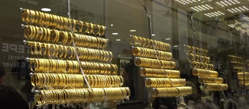 Ekim ayında en çok altın kazandırdı, dolar kaybettirdi