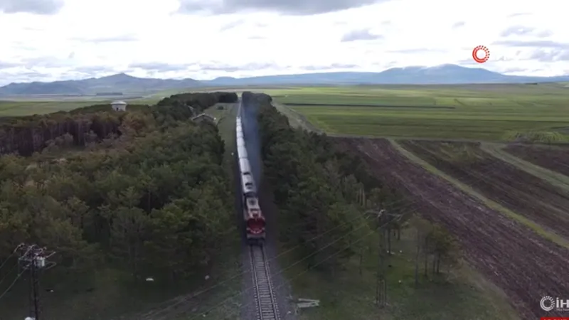 Doğu Ekspresi'ne Yoğun İlgi 2 Ayrı Rota Ortaya Çıkardı