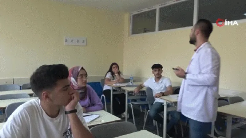 Psikoloji ve Rehberlik öğretmeninden uyarı: YKS başvuru sürecinde aile baskısına dikkat