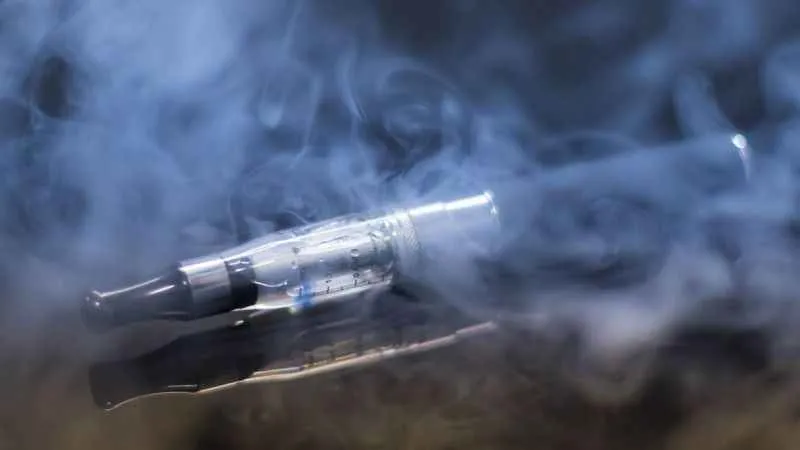 İngiltere'de elektronik sigaralara kısıtlama gündemde