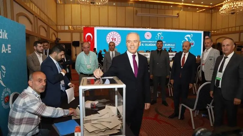 Emin Müftüoğlu yeniden Türkiye Bisiklet Federasyonu Başkanı oldu