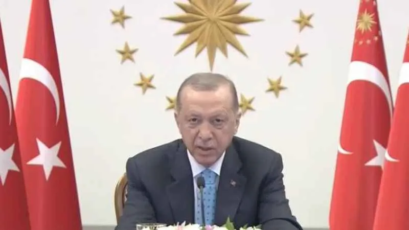 Gastroenterit nedir nasıl tedavi edilir bulaşıcı mı?