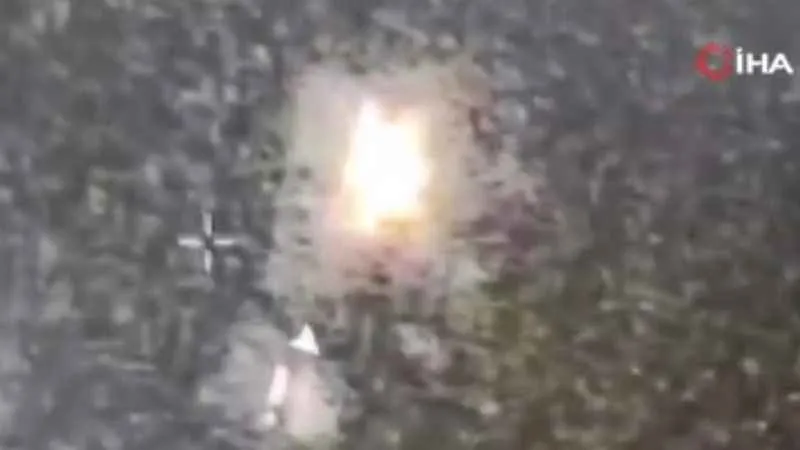 Ağdere’den ayrılan Ermeniler evlerini toplu halde ateşe veriyor