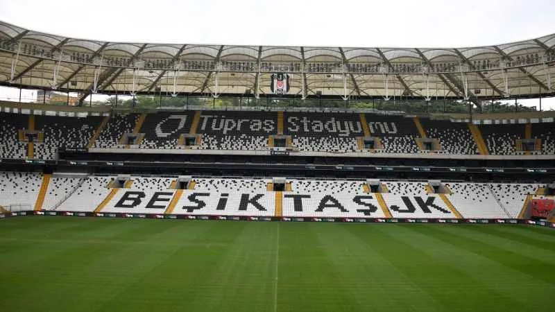 Beşiktaş'a 'bazı tribün bloklarının bloke edilmesi' cezası