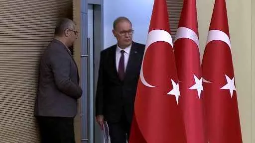CHP’li Öztrak: “(Özgür Özel’in MYK’ya katılmama kararı) Özel’in kendi tercihidir”