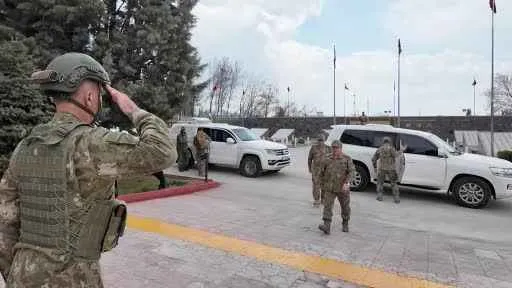 Kara Kuvvetleri Komutanı Orgeneral Bayraktaroğlu, Şırnak Gülyazı’daki üs bölgesini denetledi