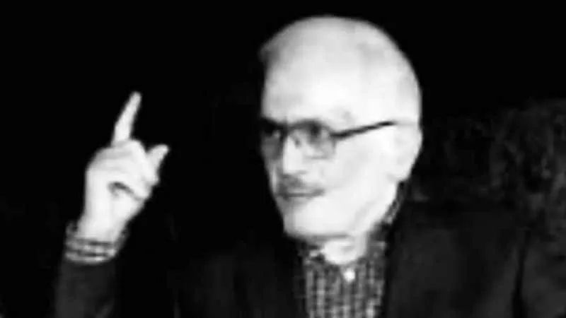 Türk dünyasının ağabeyi Dr. Faruk Abdullah Hakk'a yürüdü