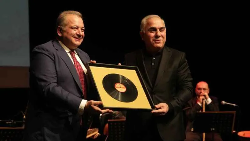 Türk musikisi beste yarışmasında ödüller verildi