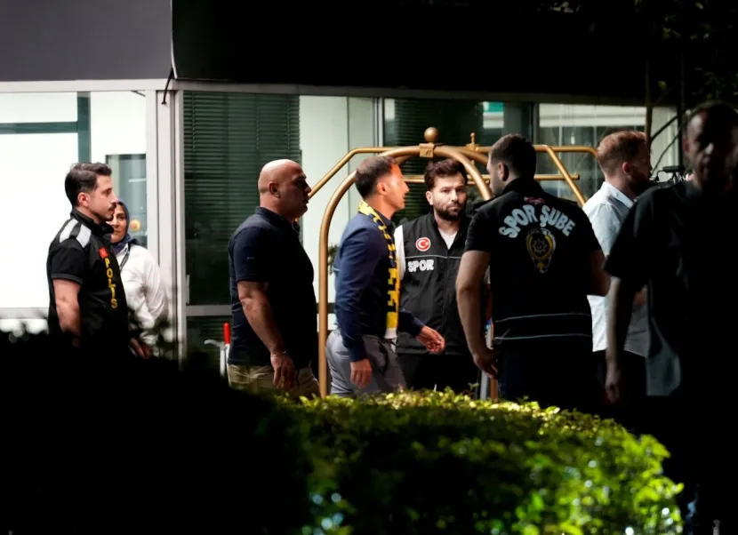 Fenerbahçe'nin yeni teknik direktörü Domenico Tedesco, İstanbul'a geldi