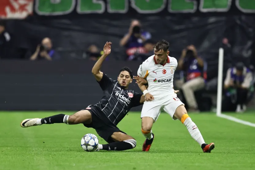 Frankfurt, Galatasaray'ı 5-1 mağlup etti