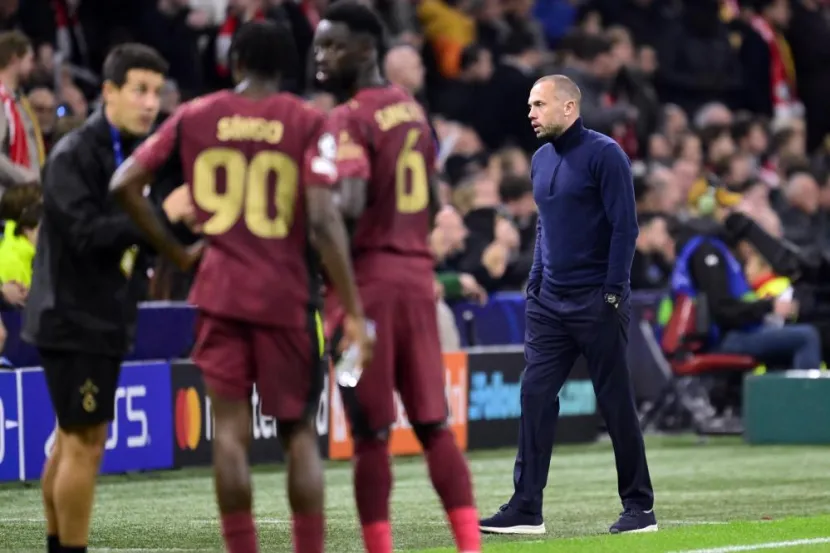 Galatasaray'a farklı kaybeden Ajax'ta fatura teknik direktöre kesildi