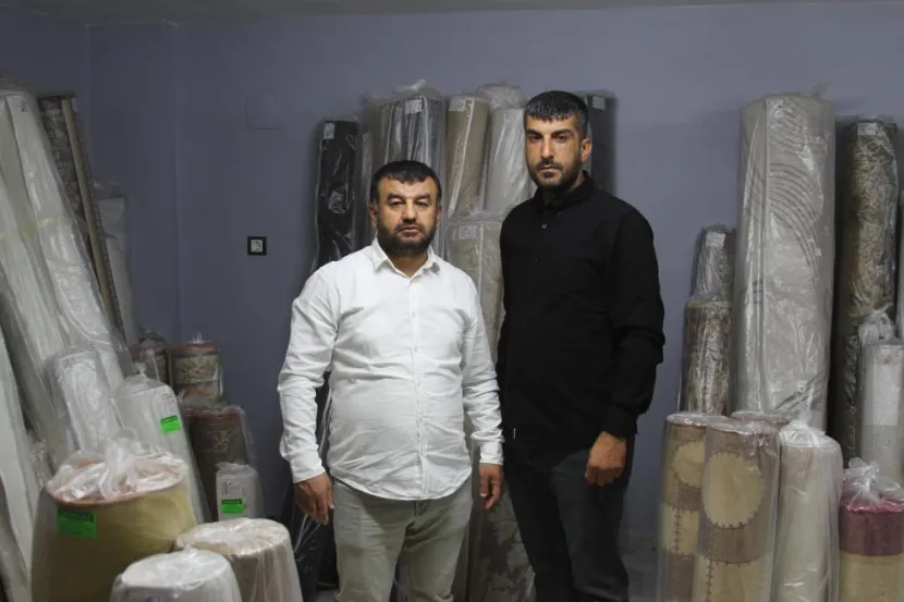 Halının içinden servet çıktı