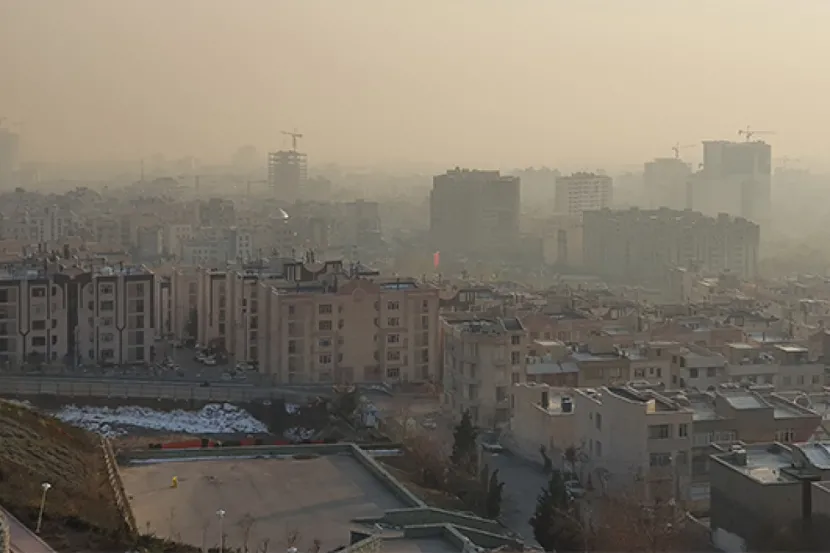 Hava Kirliliği Krizi İran'ı Vurdu: Yüz Yüze Eğitim Askıya Alındı