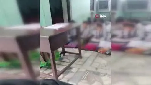 Hindu öğretmen Müslüman öğrenciyi sınıf arkadaşlarına dövdürdü