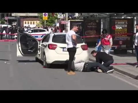 Avcılar’da güpegündüz silahlı saldırı: 1 ölü