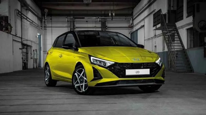 Hyundai yeni i20'nin fotoğraflarını paylaştı