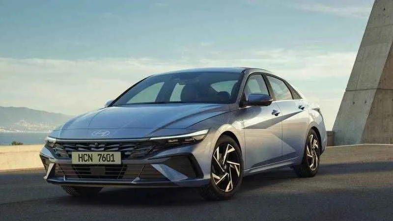 Sportif Sedan Yeni Hyundai ELANTRA Türkiye’de satışa sunuldu