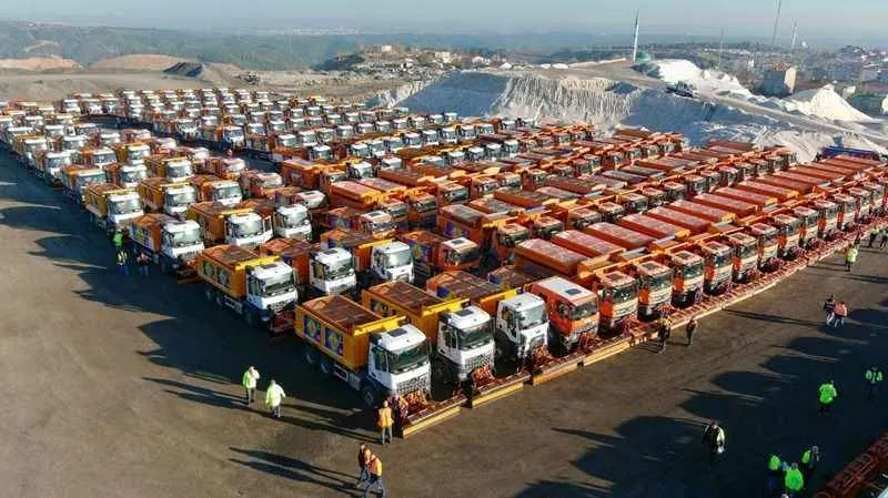 İstanbul yoğun kar yağışına hazırlanıyor