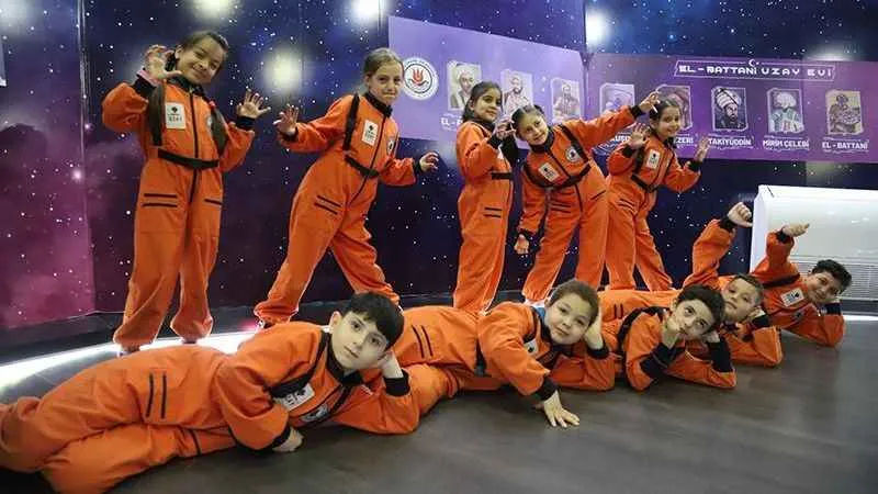 Kağıthane'de geleceğin Alper Gezeravcı'ları yetişiyor