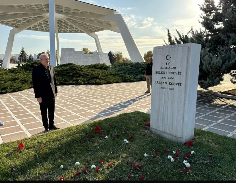 Kemal Kılıçdaroğlu'ndan Ecevit Paylaşımı