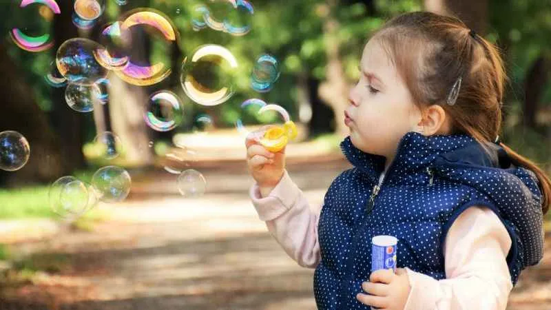 Çocuklar en çok para yutuyor