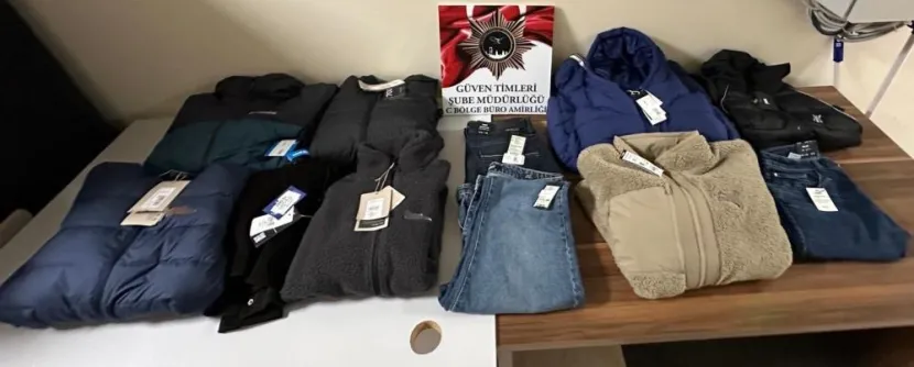 Kıyafet deneme bahanesiyle 1 milyon liralık vurgun