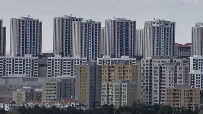 Küçükçekmece’nin yanı başında 400 bin TL’ye 3+1 satılık daire