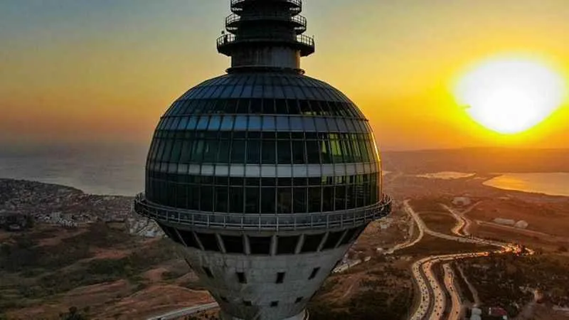 Dev kuleye satış kararı