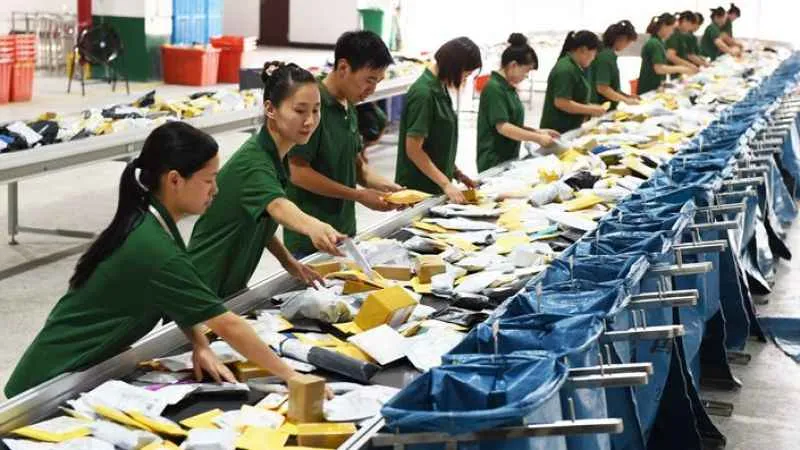 Posta sektörü, yılın ilk yarısında 60 milyardan fazla paket taşıdı